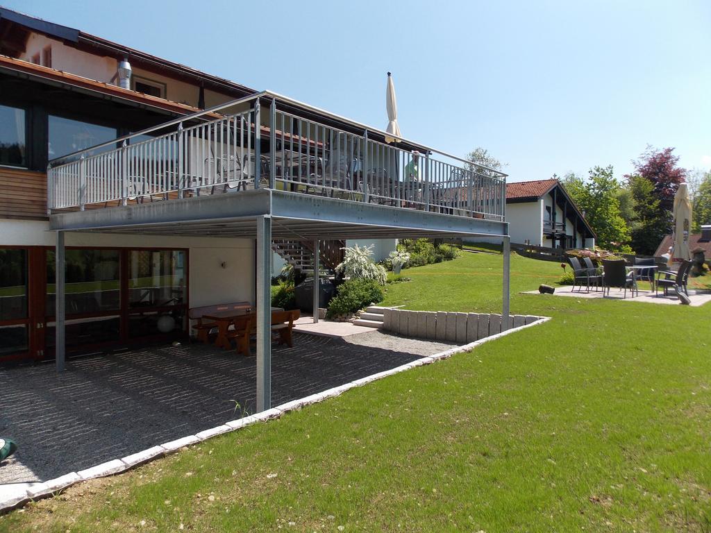 Hotel Landhaus Staufenblick Oberstaufen Exterior foto