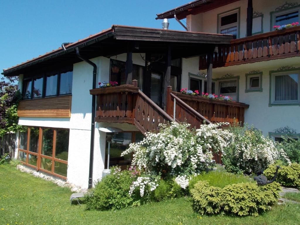 Hotel Landhaus Staufenblick Oberstaufen Exterior foto